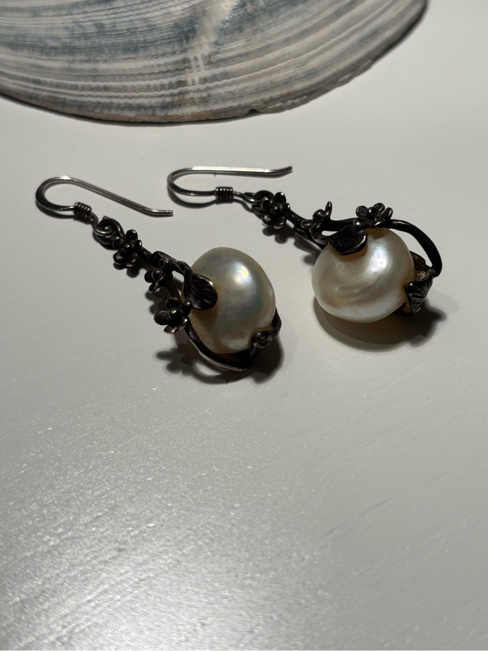 Vintage 925 Sterling Silver Baroque Pearl Leaf Dangle Earrings